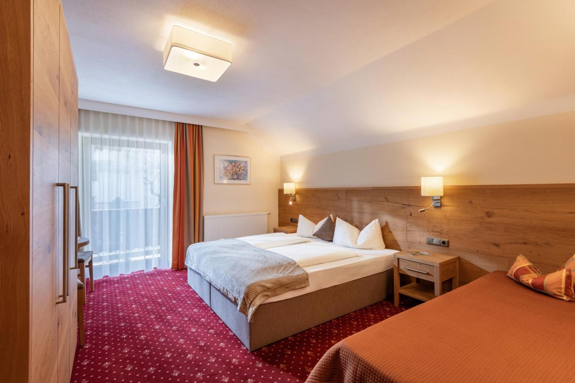 Hotel Garni Birkenhof Mayrhofen Eksteriør billede